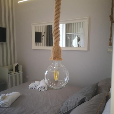 Spiderrooms Неаполь Экстерьер фото