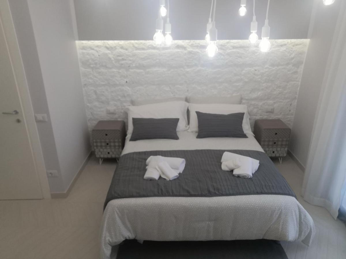 Spiderrooms Неаполь Экстерьер фото