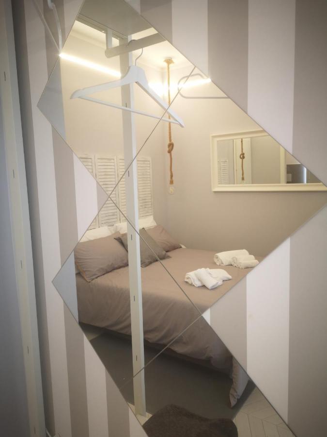 Spiderrooms Неаполь Экстерьер фото